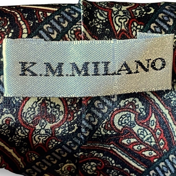 K. M. Milano Men’s Red and Black Old World Turkish Floral Silk Tie - Picture 2 of 5